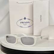 Uubags | Prada PRB06S sunglasses with logo - 6