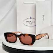 Uubags | Prada PRB05S sunglasses with logo - 4