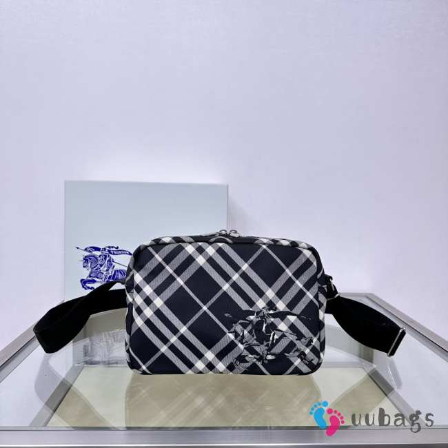 Uubags | Burberry Check Crossbody Bag In Black/calico 25x12x18cm - 1