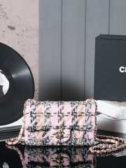 Uubags | Chanel Classic Bag 11.12 Wool Tweed & Gold Plated Metal Light pink, black, beige & cream 10x20x7cm - 1