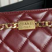 Uubags | Chanel Clutch Shiny Lambskin & Gold Plated Metal In Burgundy 13x27x7cm - 3