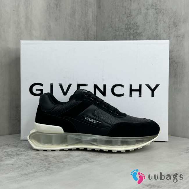 Uubags | Givenchy sneakers lightweight and technical transparent sole in black - 1