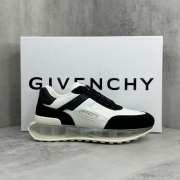 Uubags | Givenchy sneakers lightweight and technical transparent sole in white/black  - 1