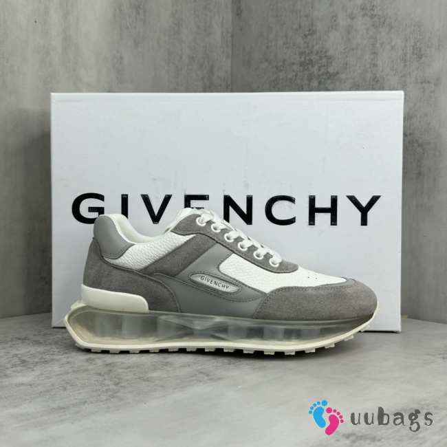 Uubags | Givenchy sneakers lightweight and technical transparent sole in grey/white - 1