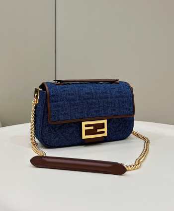 Uubags | Fendi Baguette Chain Midi Denim Bag 24x14.5x7cm