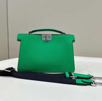 Uubags | Fendi Peekaboo ISeeU X-Cross Green leather bag 23x14.5x6cm