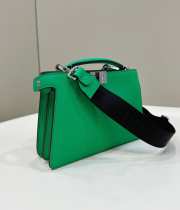 Uubags | Fendi Peekaboo ISeeU X-Cross Green leather bag 23x14.5x6cm - 2