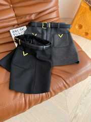 Uubags | Valentino Felt skirt with V-shaped buttons attached  - 4