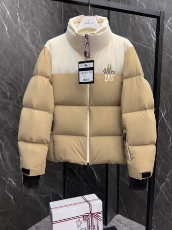 Uubags | Moncler Grenoble Stennes Ski Down Jacket In Beige/White