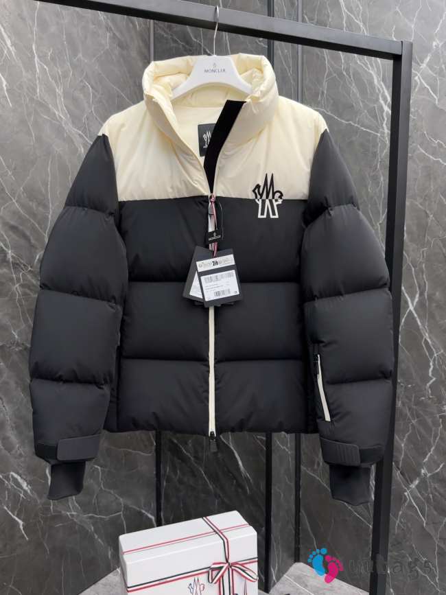 Uubags | Moncler Grenoble Stennes Ski Down Jacket In Black - 1