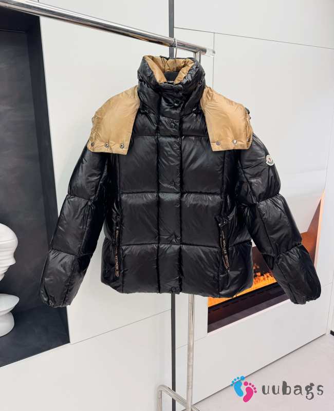 Uubags | Moncler Parana Hooded Short Down Jacket In Black  - 1