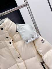 Uubags | Moncler Parana Hooded Short Down Jacket In Beige - 5