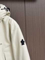 Uubags | Moncler hooded casual down jacket in white - 6