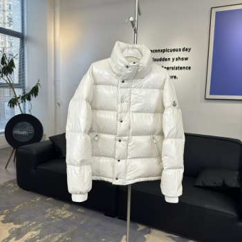 Uubags | Moncler Hooded Short Down Jacket Glossy Leather In White