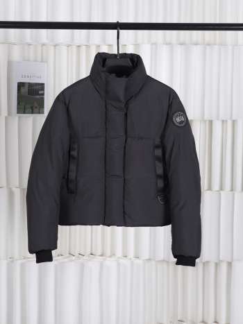 Uubags | Canada Goose Junction Cropped Puffer Black Label