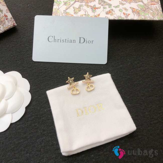 Uubags | Dior Petit CD Earrings Gold-Finish Metal with White Resin Pearl - 1