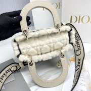 Uubags | Dior Medium Lady D-Lite Bag Ecru Cannage Lambskin Shearling In Black/White 24x21x12cm - 5