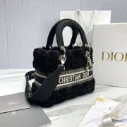 Uubags | Dior Medium Lady D-Lite Bag Ecru Cannage Lambskin Shearling In Black 24x21x12cm - 4