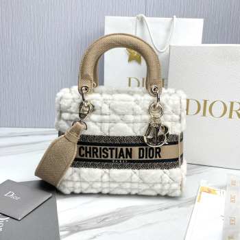 Uubags | Dior Medium Lady D-Lite Bag Ecru Cannage Lambskin Shearling In Beige/White 24x21x12cm