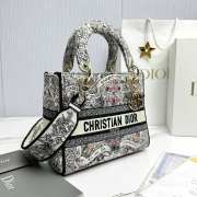 Uubags | Dior Medium Lady D-Lite Bag White Embroidery with Multicolor Dior Around the World Motif  24x21x12cm  - 5