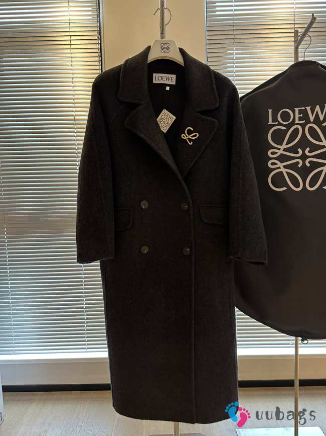 Uubags | Loewe Double-breasted coat in black cashmere  - 1