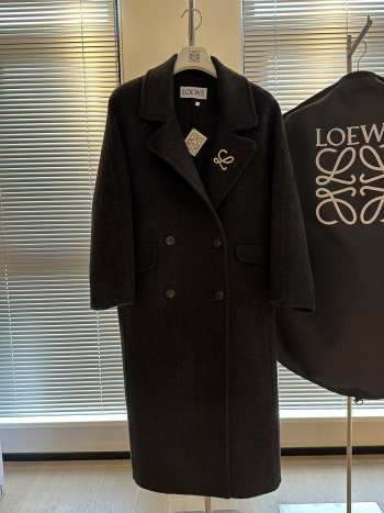 Uubags | Loewe Double-breasted coat in black cashmere 