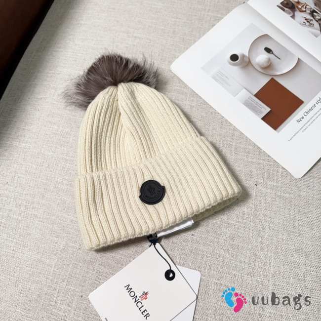 Uubags | Moncler wool pom pom beanie in white - 1