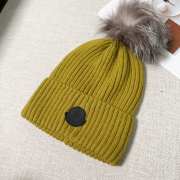 Uubags | Moncler wool pom pom beanie in green - 3