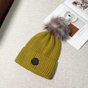 Uubags | Moncler wool pom pom beanie in green - 4