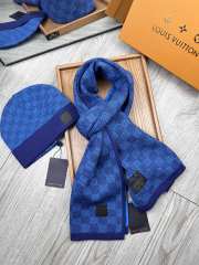 Uubags | Set Louis Vuitton Petit Damier Scarf and Hat 01 - 1