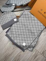 Uubags | Set Louis Vuitton Petit Damier Scarf and Hat 02 - 3