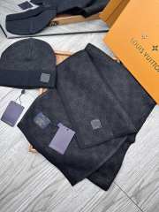 Uubags | Set Louis Vuitton Petit Damier Scarf and Hat 03 - 6