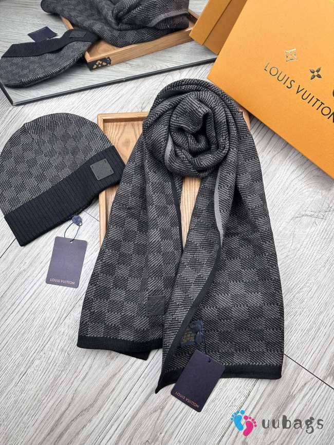 Uubags | Set Louis Vuitton Petit Damier Scarf and Hat 04 - 1