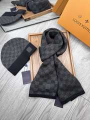 Uubags | Set Louis Vuitton Petit Damier Scarf and Hat 04 - 4