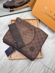 Uubags | Set Louis Vuitton Petit Damier Scarf and Hat 05 - 5