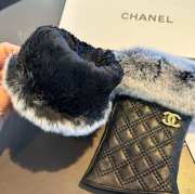 Uubags | Chanel Rabbit fur fingerless gloves in black - 3