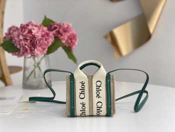 Uubags | Chloe Woody Bag Nano In Green 14x12x4cm