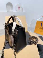 Uubags | Louis Vuitton Onthego Leather Tote Bag 25cm - 5