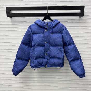 Uubags | Celine down jacket in blue