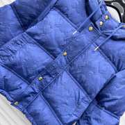 Uubags | Celine down jacket in blue - 4