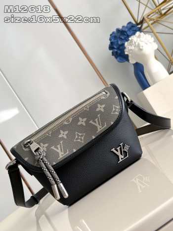 Uubags | Louis Vuitton M12618 Pulse Wearable Wallet In Grey/Black 22.5x16x5cm