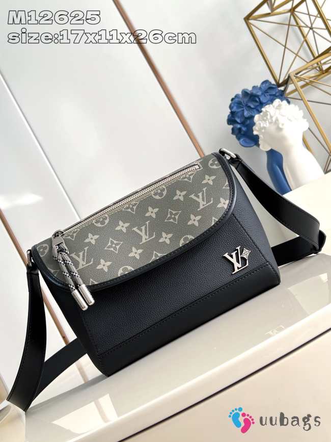 Uubags | Louis Vuitton M12625 Pulse Messenger Bag In Grey/Black 17x11x26.5cm - 1