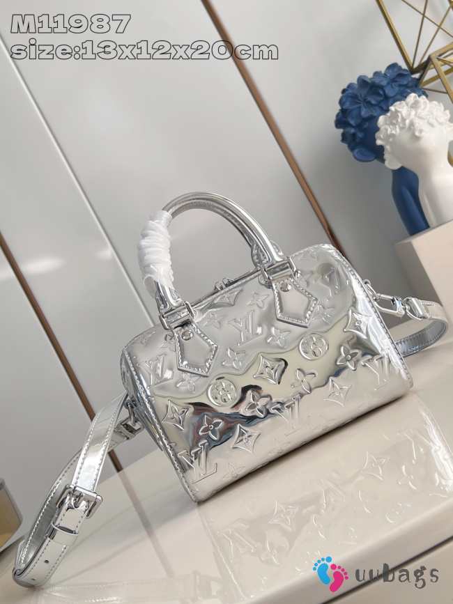 Uubags | Louis Vuitton Speedy Bag Silvery Patent leather 20x15x12.5cm - 1