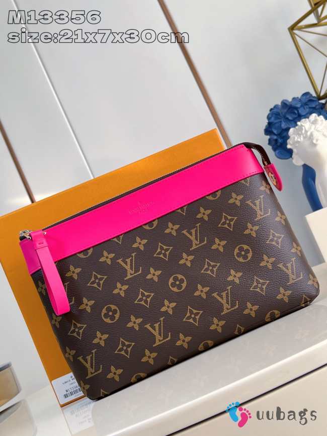 Uubags | Louis Vuitton M13199 Pochette Voyage Souple Bag In Pink 30x21x7.5cm - 1