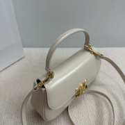 Uubags | Celine Teen Lola in shiny calfskin bag in white 20x11.5x5cm - 3