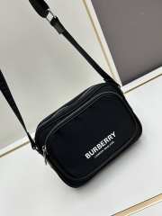 Uubags | Burberry Paddy Bag In Black 21x10x15.5cm - 5