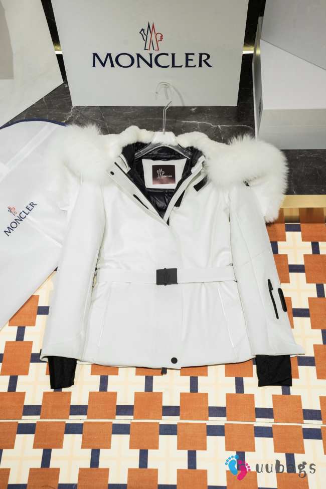 Uubags | Moncler Ski Down Jacket In White - 1