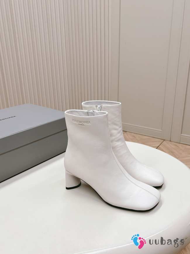 Uubags | Balenciaga boots in white 5.5cm - 1