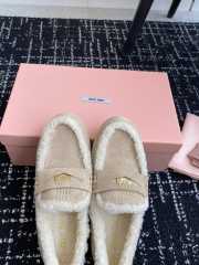 Uubags | Miu Miu fur loafer in light beige - 6