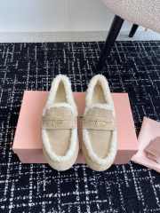 Uubags | Miu Miu fur loafer in light beige - 4